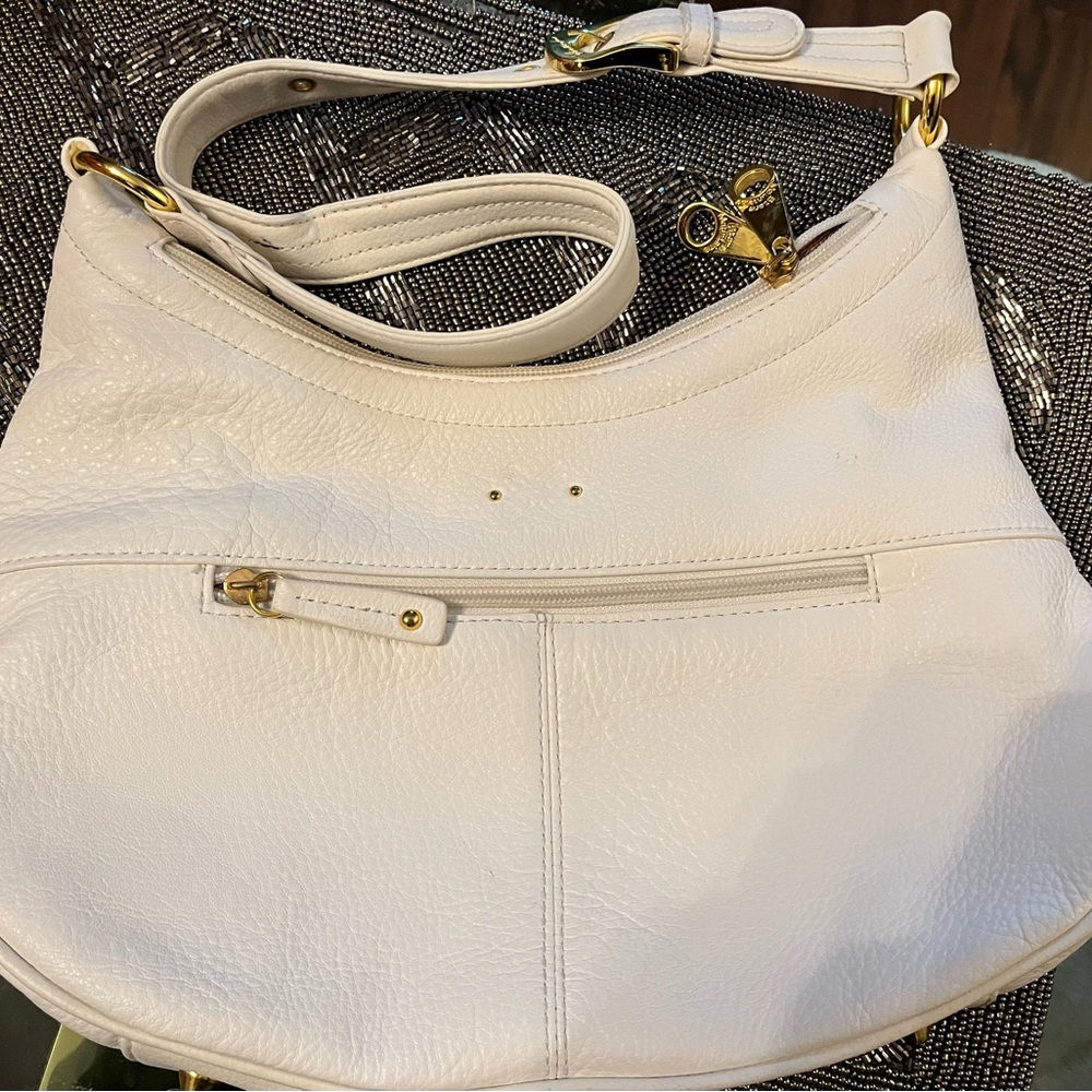 B Makowsky Bag & Nip Wallet - image 2